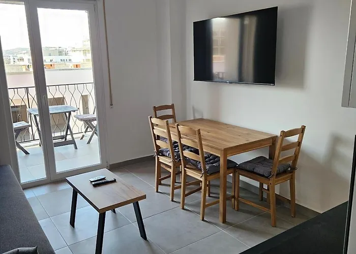 Apartment 10 With A View Of The Sea